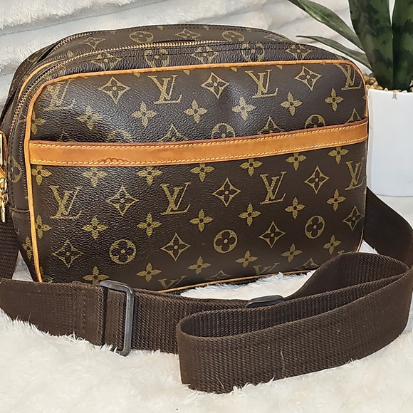 🔥Great Condition 🔥Authentic Louis Vuitton Reporter Crossbody - Picture 12 of 17